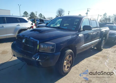 2005 Dodge Dakota Laramie z USA, uszkodzony, nr VIN 1D3HW58N15S120505